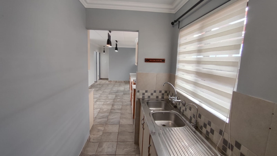 2 Bedroom Property for Sale in Stilbaai Wes Western Cape
